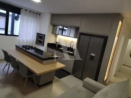 Belo apartamento nos ingleses