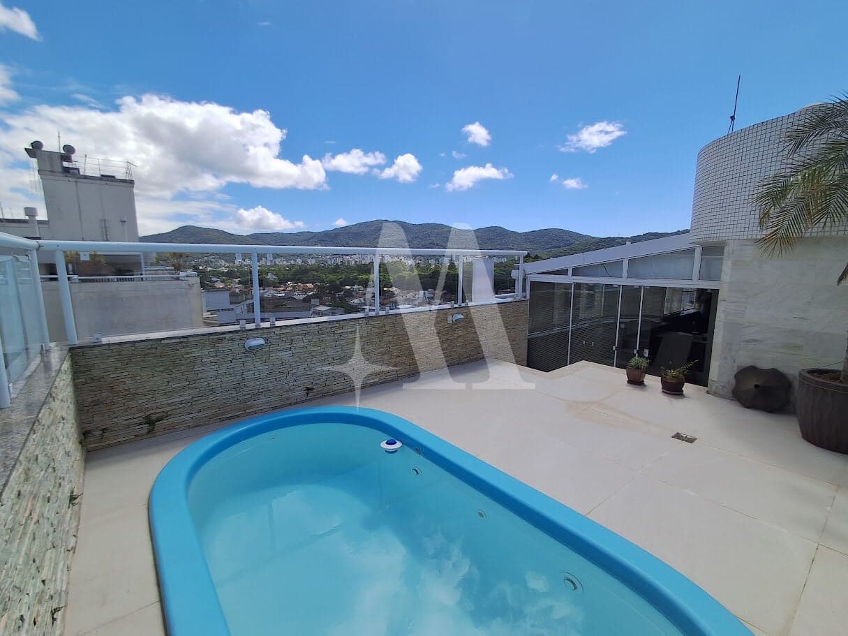 Excelente Cobertura Duplex no Córrego Grande