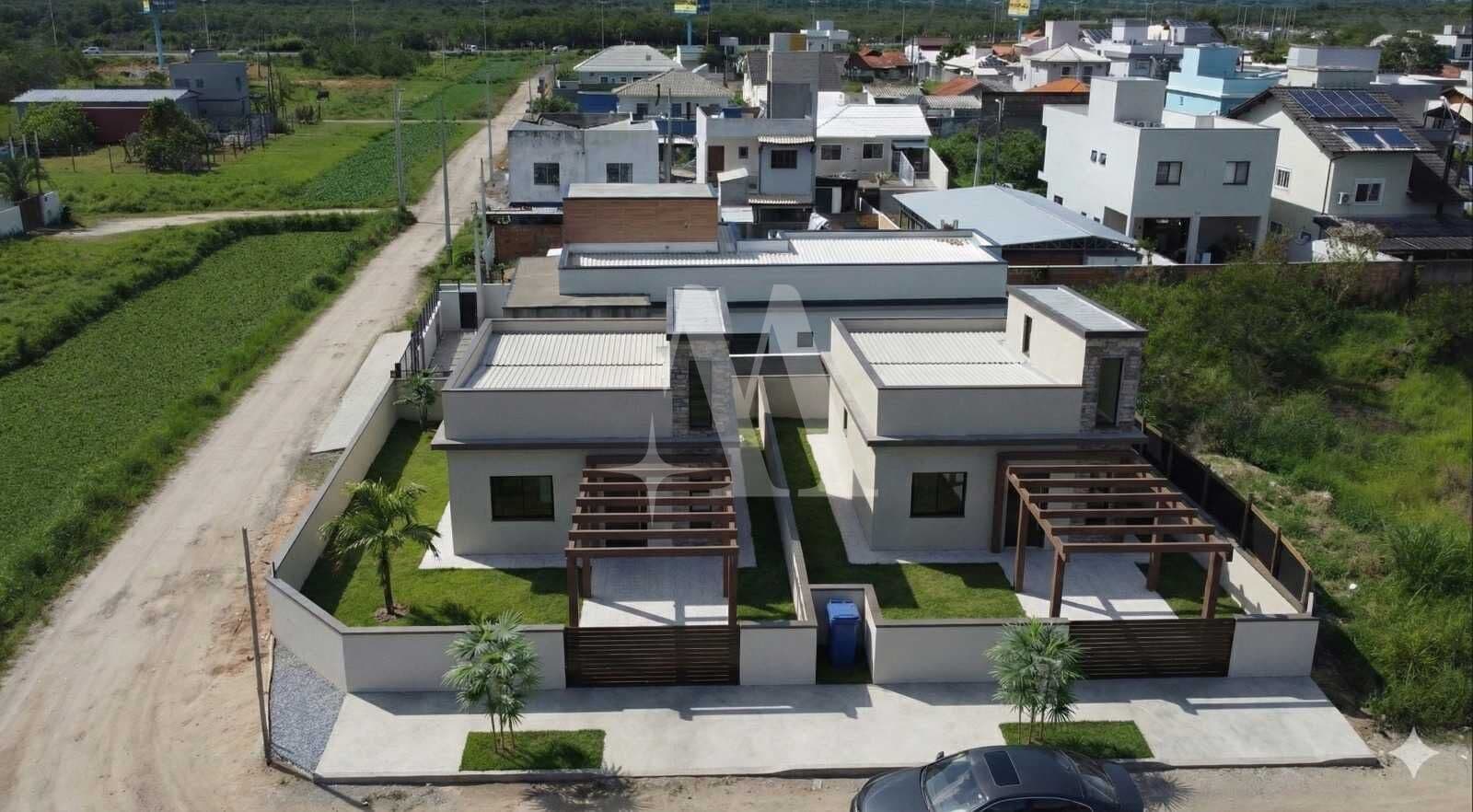 Sobrado em Florianópolis - Carianos