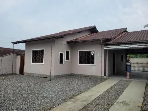 Casa Averbada a Venda no bairro Rio Bonito (Pirabeiraba), Joinville/SC