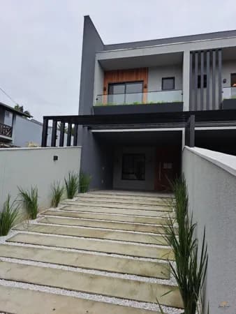 Belo Sobrado no bairro São Marcos, Joinville/SC