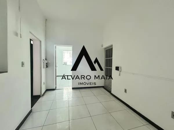 Casa de 3 quartos para locação comercial ou residencial no Colégio Batista próximo ao Colégio Santa Maria