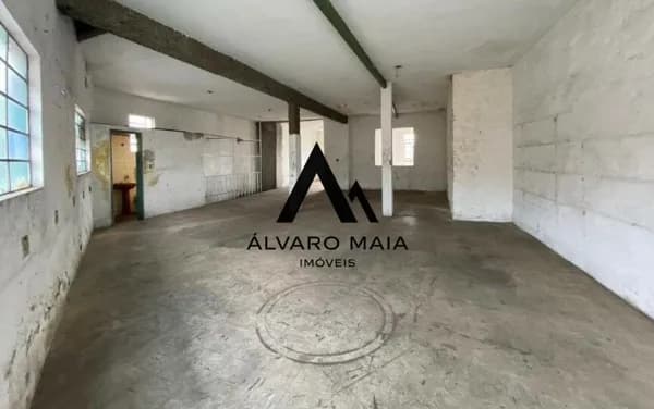Ponto comercial para locação no Bairro Pompéia!