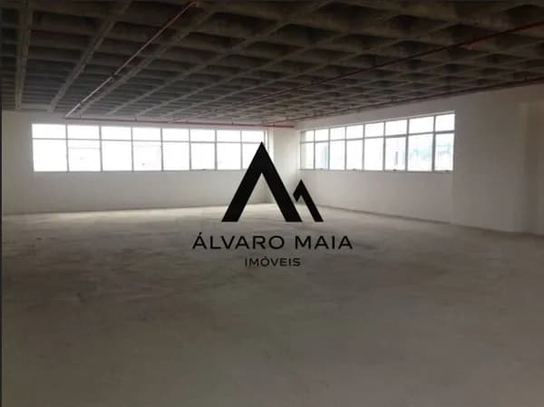 Andar comercial para locação no Bairro Sion!