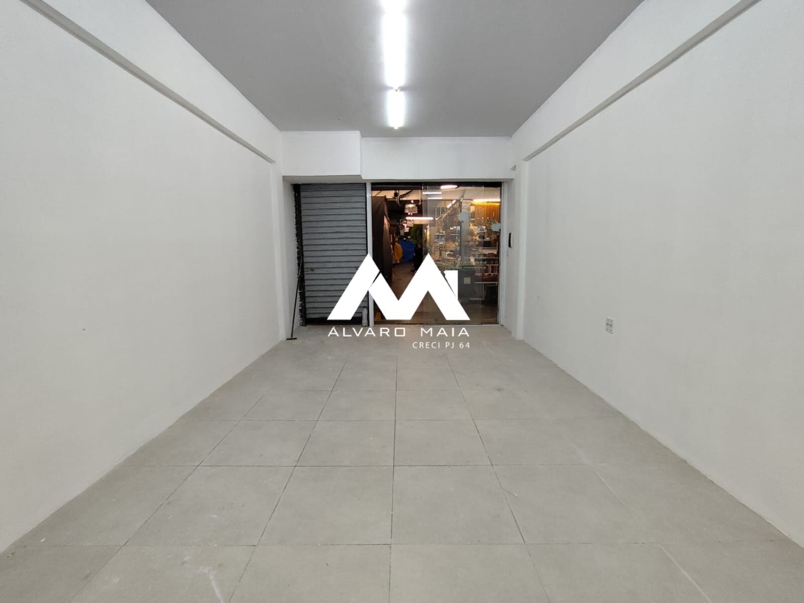 Loja de 29m² para locação na Feira dos Produtores!