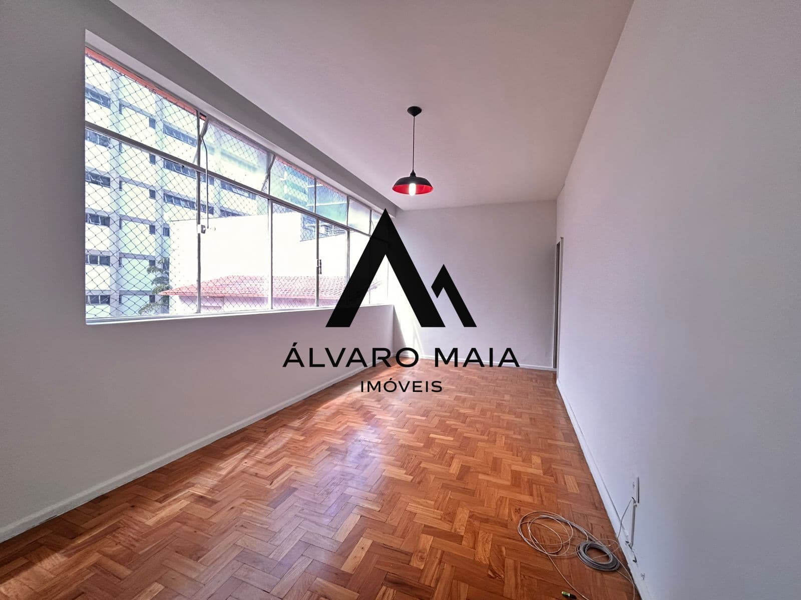 Apartamento de 2 quartos para locação no Funcionários próximo da Praça da Savassi.