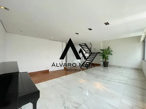 Cobertura 4 quartos para venda na Savassi