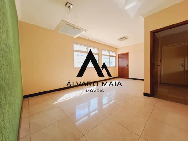 Apartamento amplo extremamente conservado - 4 quartos 1 suíte - 2 vagas - Sion