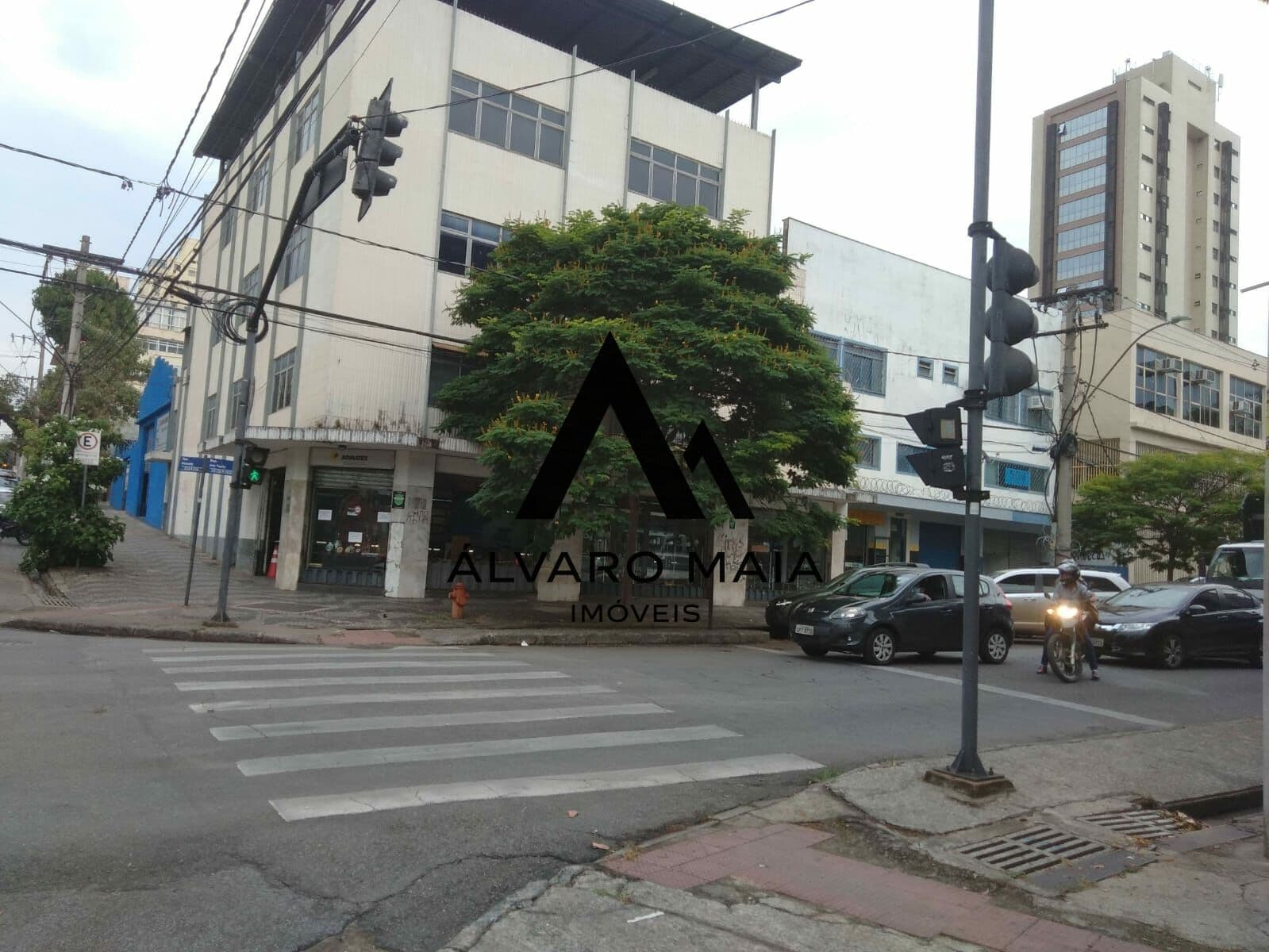Andar Comercial 195 m² + Cobertura BARRO PRETO