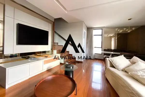 Apartamento duplex de 3 quartos mobiliada para locação no Carmo próximo ao Pátio Savassi.