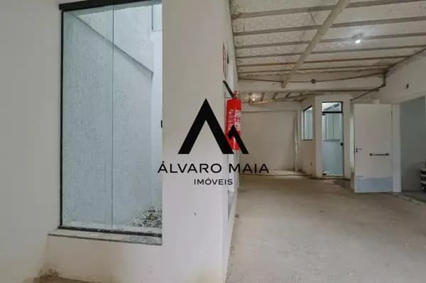 Casa comercial para locação no Prado próximo ao MaterDei.