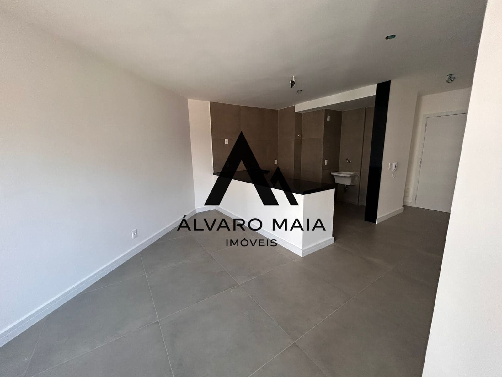 Apartamento de 1 quarto para locação no Lourdes próximo ao Diamond Mall.