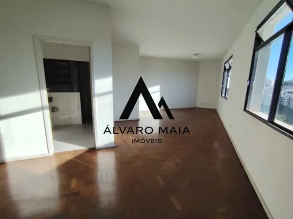 Apartamento 2 quartos para locação no Floresta!