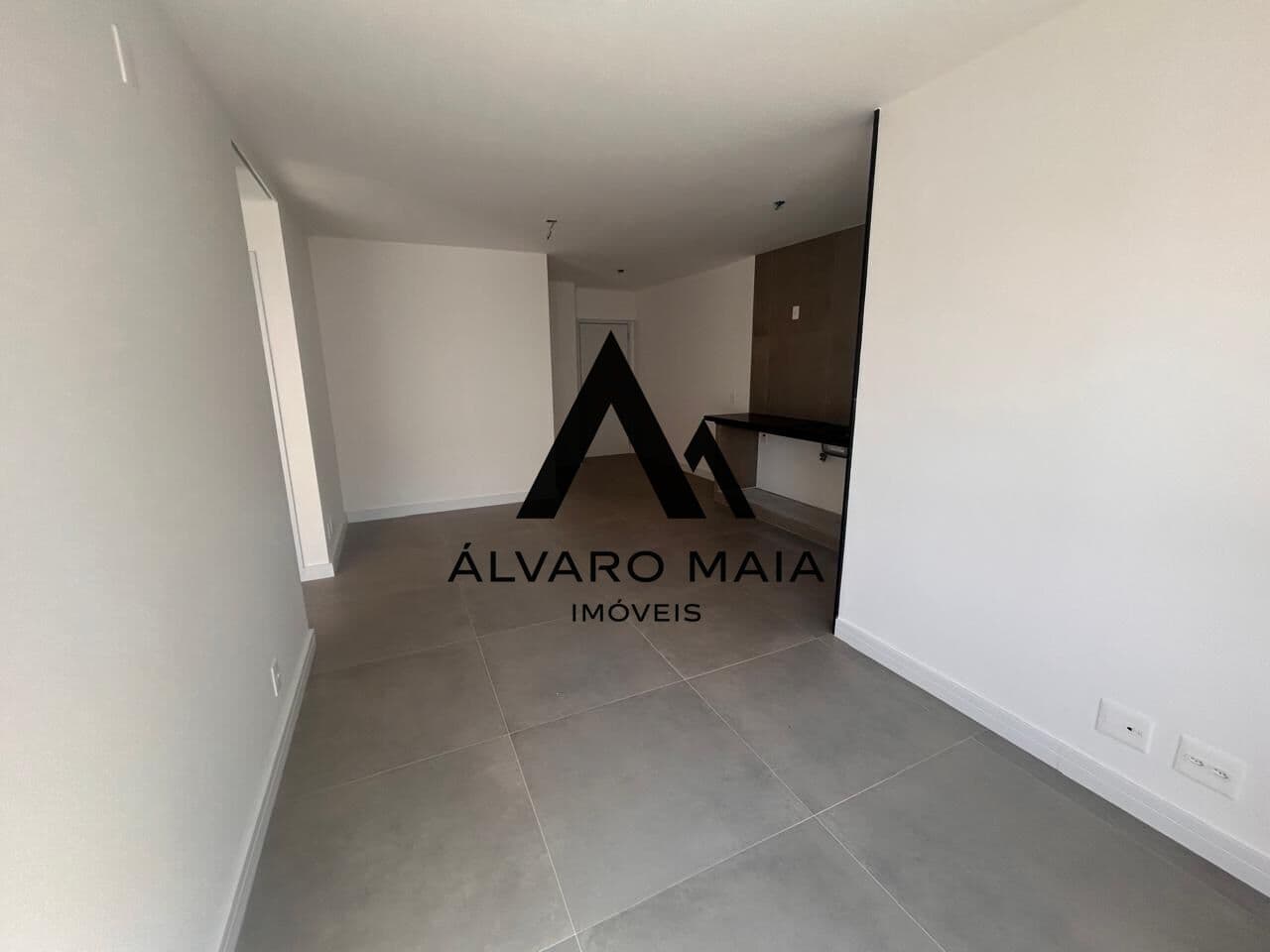 Apartamento de 1 quarto para locação no Lourdes próximo ao Diamond Mall.