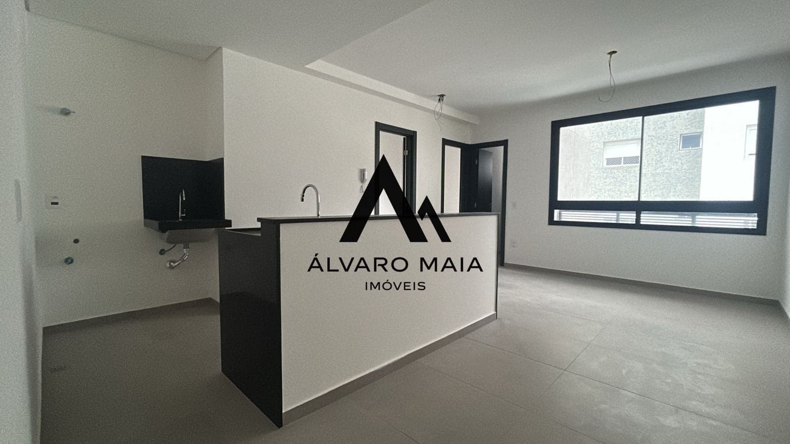 Apartamento de 2 quartos para locação no Santo Agostinho próximo a Praça da Assembléia.