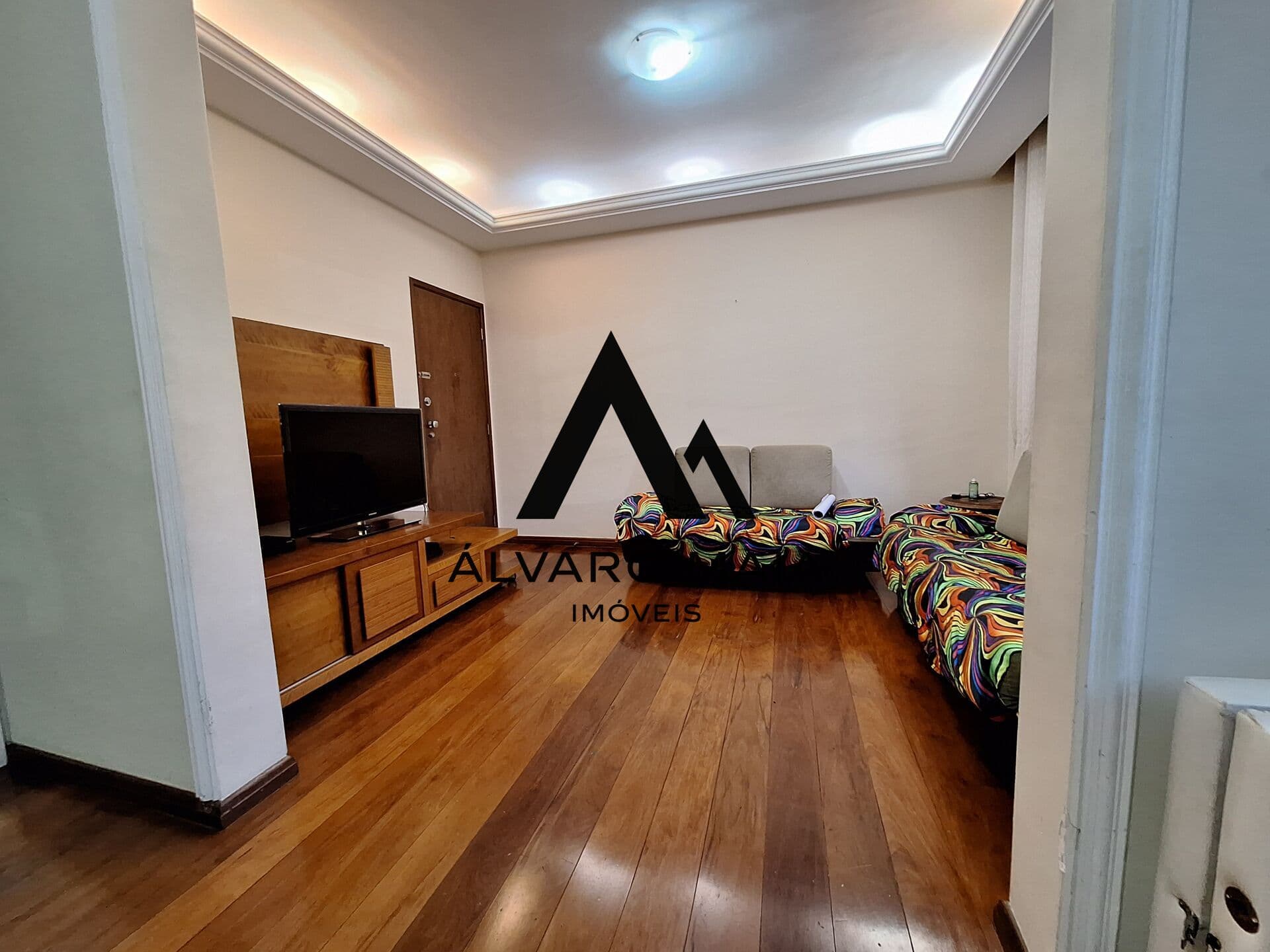 Apartamento tipo à venda - 3 Quartos sendo 1 Suíte - 1 Vaga coberta - 90m² - Em frente ao Clube Mackenzie