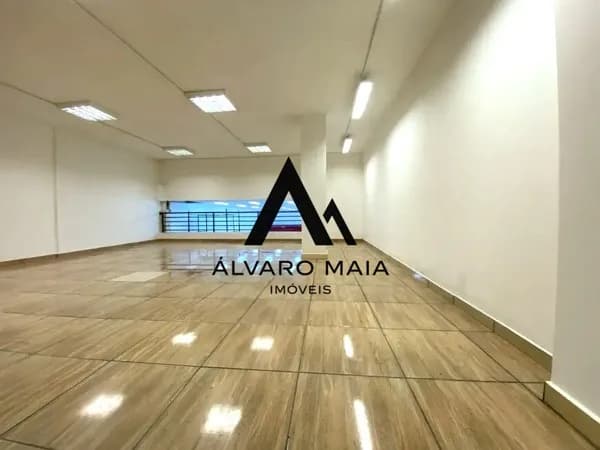 LOJA COMERCIAL PARA LOCAÇÃO COM MEZANINO NO CENTRO