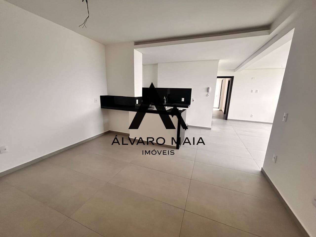 Apartamento de 3 quartos para locação no Santo Agostinho próximo a Praça da Assembléia.