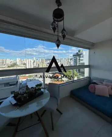 Apartamento Padrão no Prado.