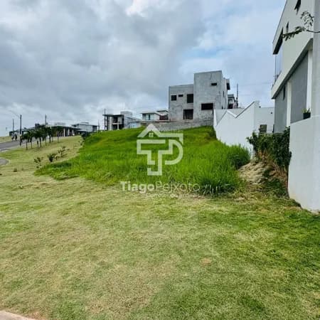 Vendo Terreno de ESQUINA no Alphaville Litoral Norte 3?