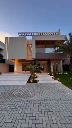Casa de Alto Padrão com 860m² e 4 suítes em Alphaville - Barra da Tijuca