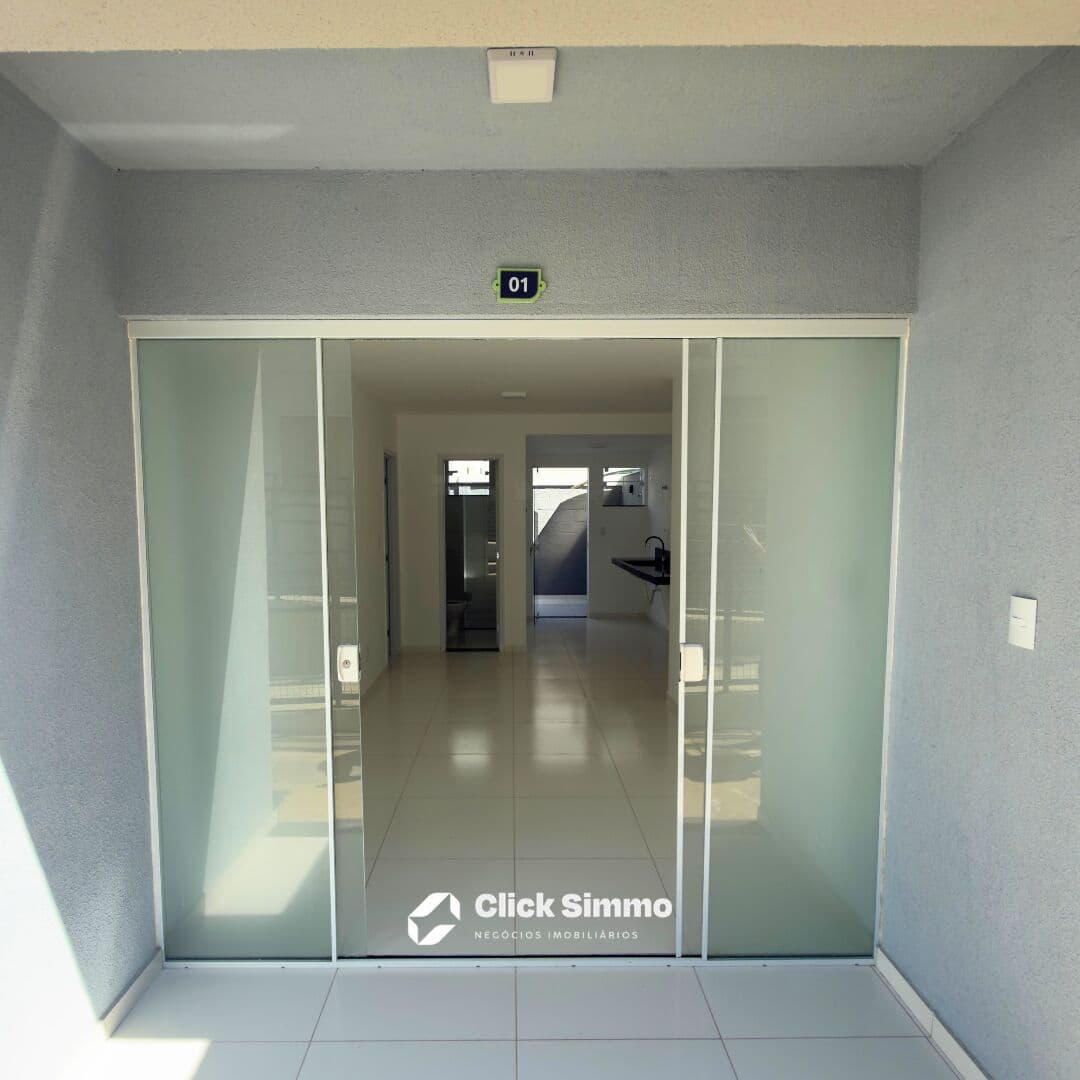 Apartamento à venda 2/4 com suíte e quintal