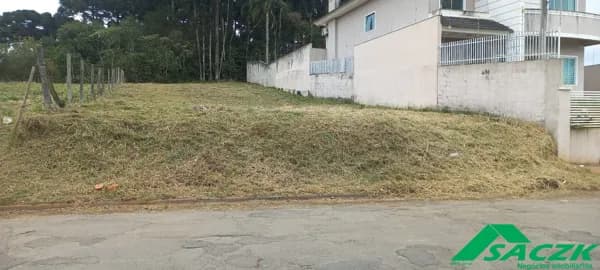 Lote com 600,11m²