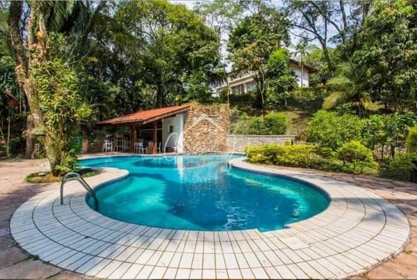 Casa de Condomínio em São Paulo - Chácara Flora
