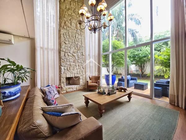 Casa de Condomínio em São Paulo - Santo Amaro