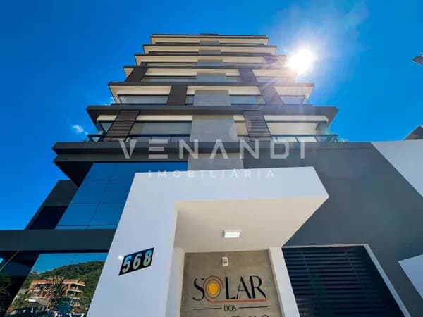 Excelente Apartamento de 03 quartos sendo 01 suíte no Bairro dos Estados em Indaial