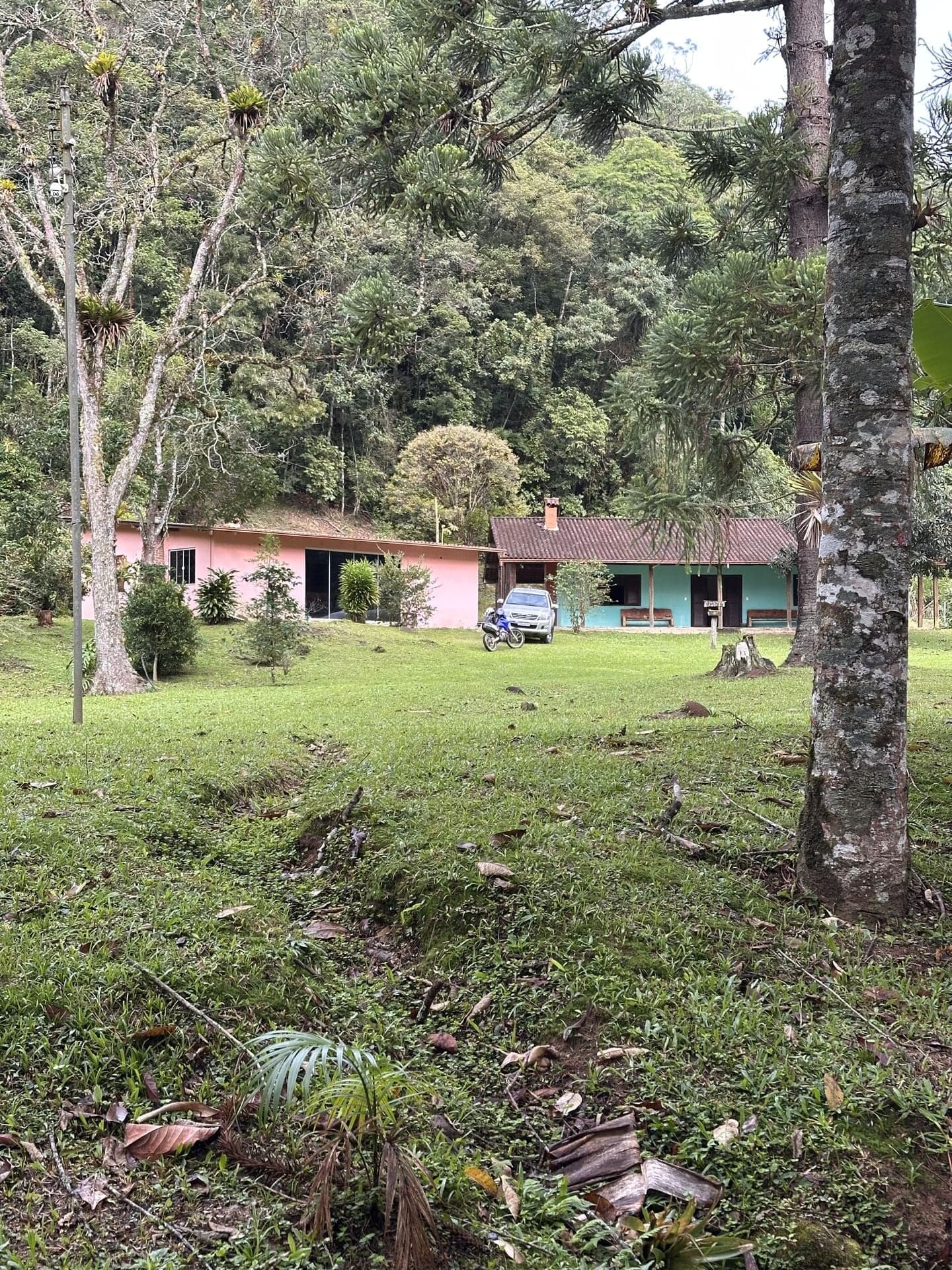 Sítio de 84.000 m² com Margem de Rio