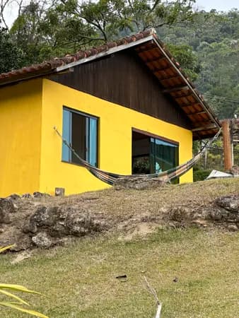 Casa com Chalé e Quintal em Boa Esperança de Cima