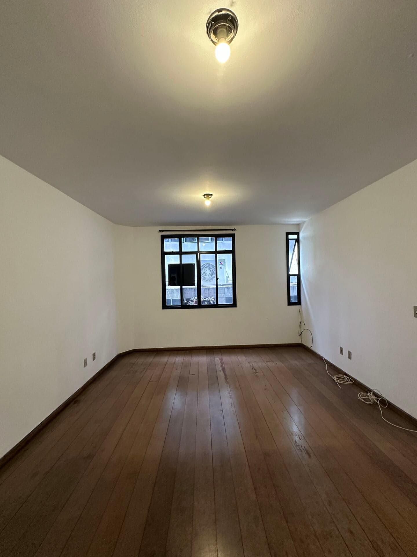 Apartamento de 98 m² com Vaga no Centro de Nova Friburgo