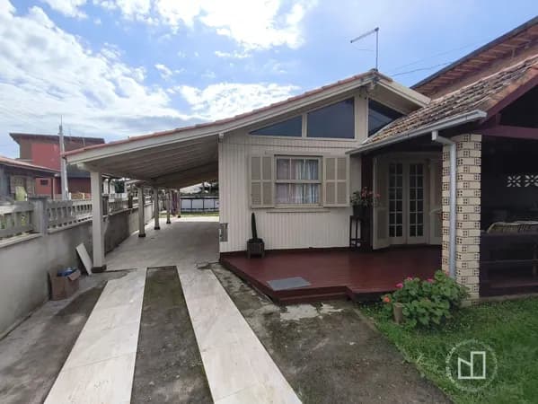 Casa à venda no bairro Camacho, em Jaguaruna/SC
