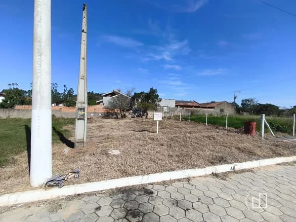 Terreno à venda no bairro Praia Redonda, em Tubarão/SC