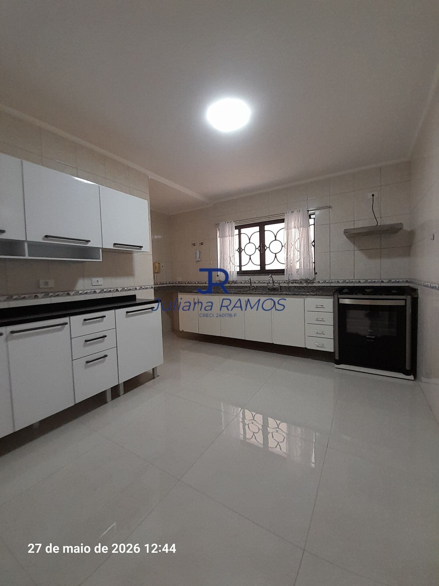 Casa para alugar em Condominio com 3 suítes , Atibaia/SP