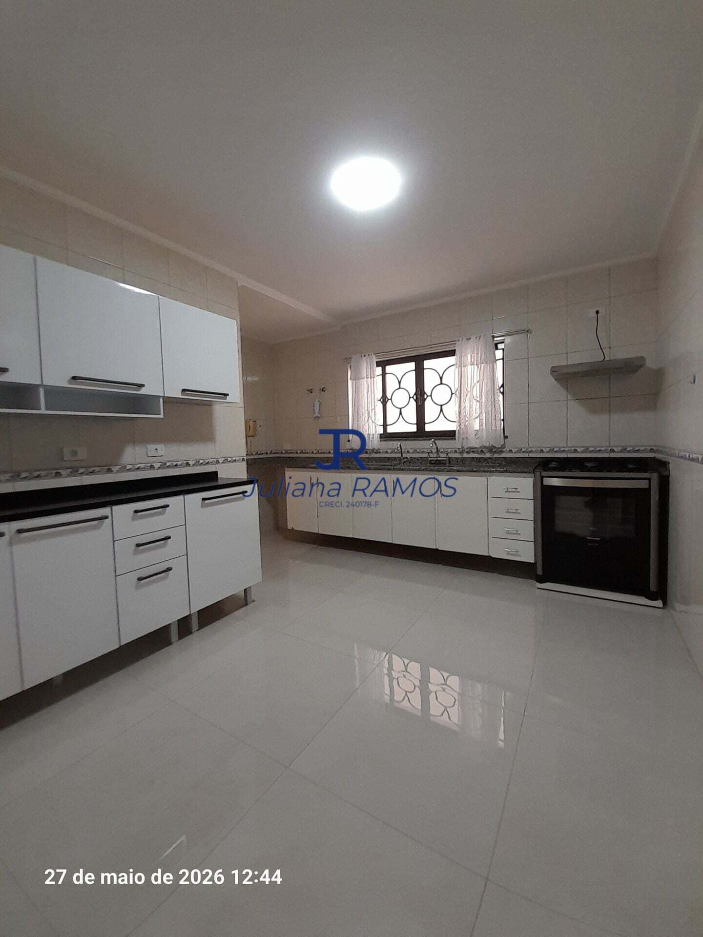 Casa para alugar em Condominio com 3 suítes , Atibaia/SP