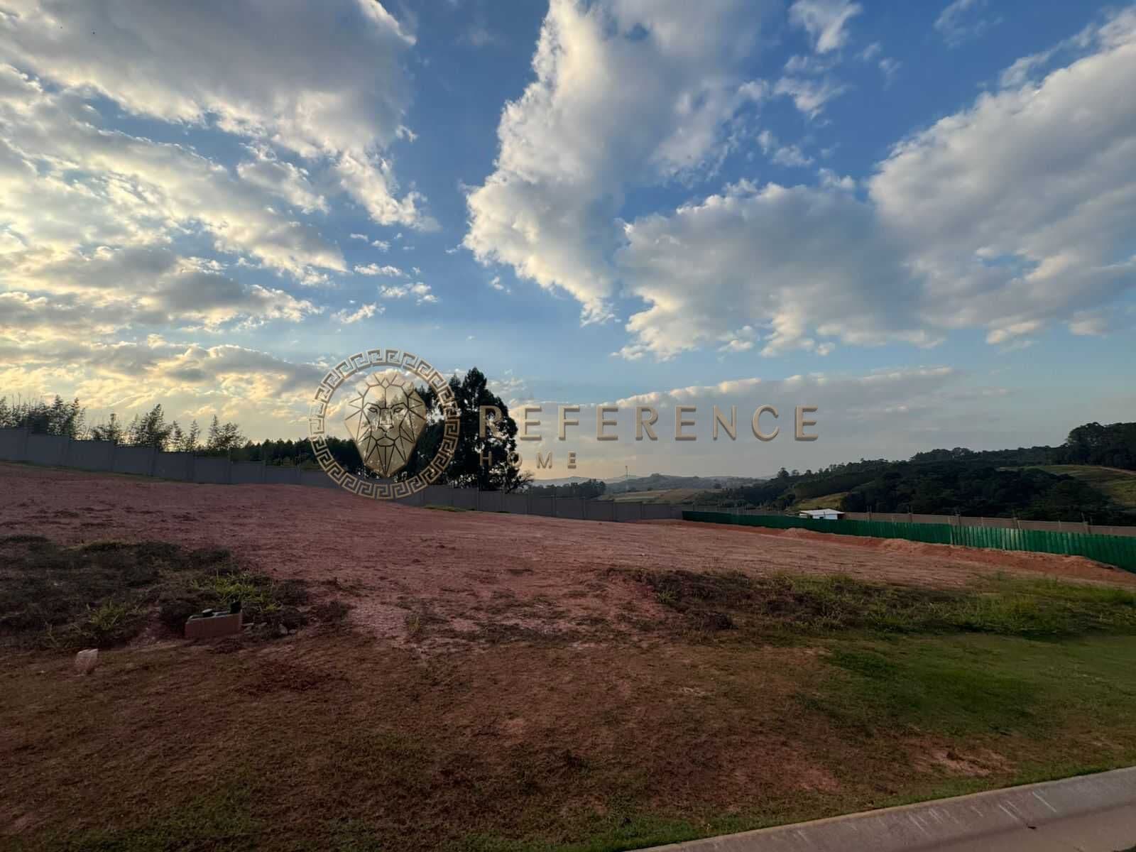 Lote Plano de 1.000 m² para Construção de Residência de Alto Padrão com Privacidade e Vista para Serra do Japi no Tamboré Jundiaí