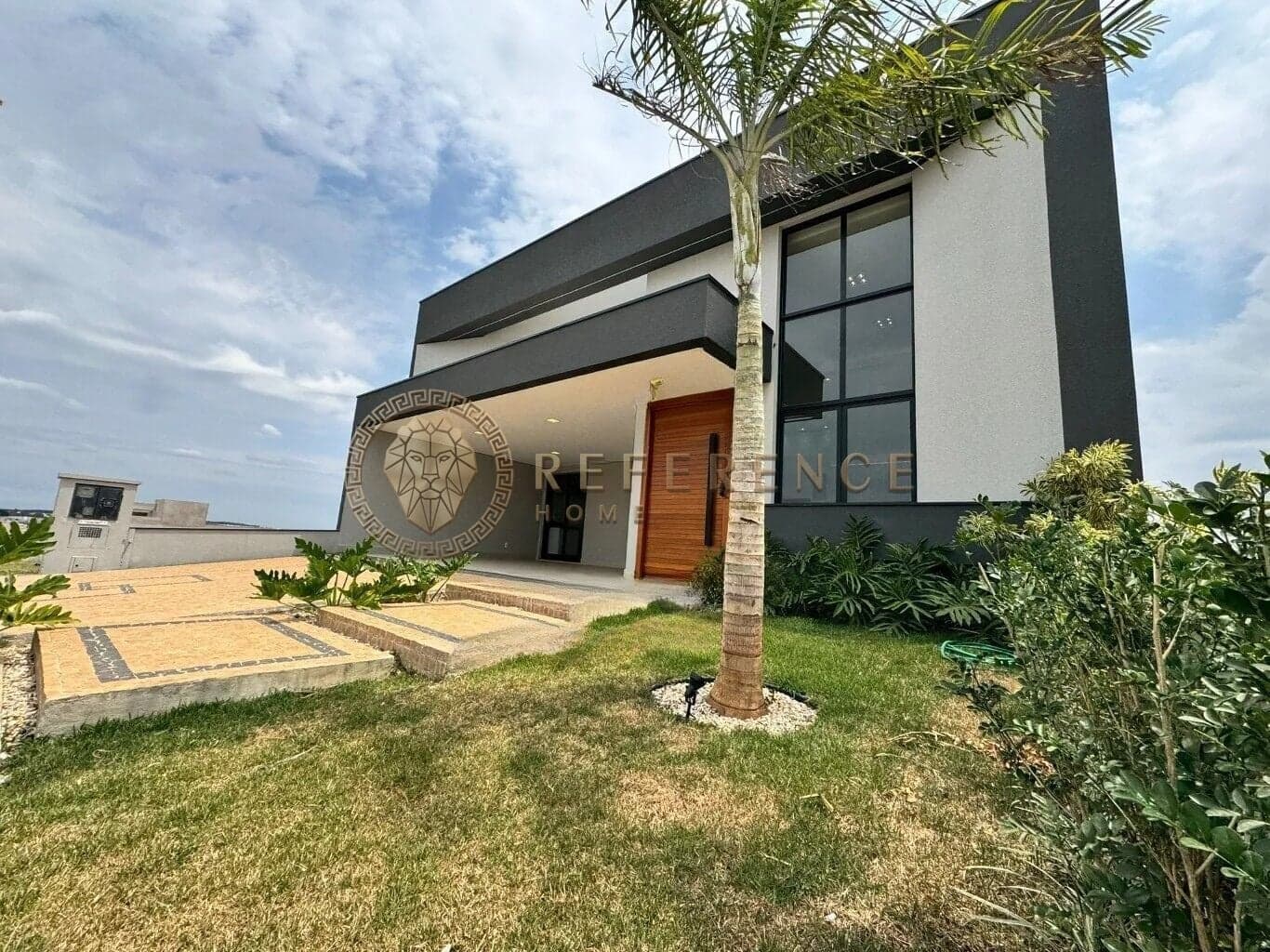 Casa Alto Padrão / Jardim Residencial