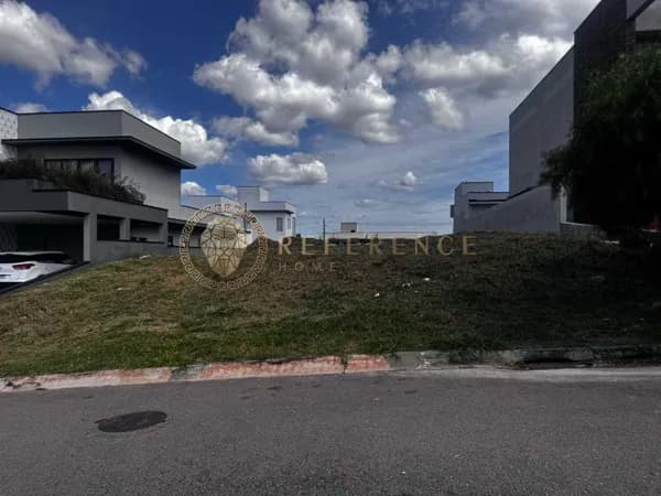 Terreno à Venda no Terras de Jundiaí · 450m² Plano com Vista e Infraestrutura Completa