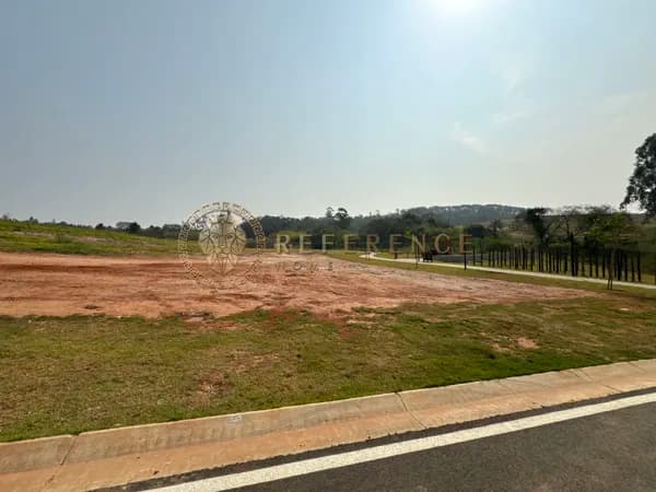 LOTE À VENDA NO CONDOMÍNIO TAMBORÉ JUNDIAÍ – TERRENO COM INFRAESTRUTURA COMPLETA, SEGURANÇA E LAZER PREMIUM