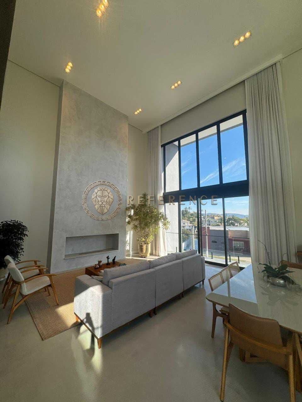 EXCLUSIVIDADE EM ALTO PADRÃO NO PORTAL DA COLINA | 1.000m² DE TERRENO | 4 SUÍTES | PRONTA PARA MORAR