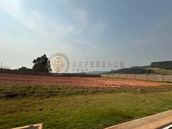 LOTE À VENDA NO CONDOMÍNIO TAMBORÉ – JUNDIAÍ/SP COM INFRAESTRUTURA, SEGURANÇA 24H E LAZER PREMIUM
