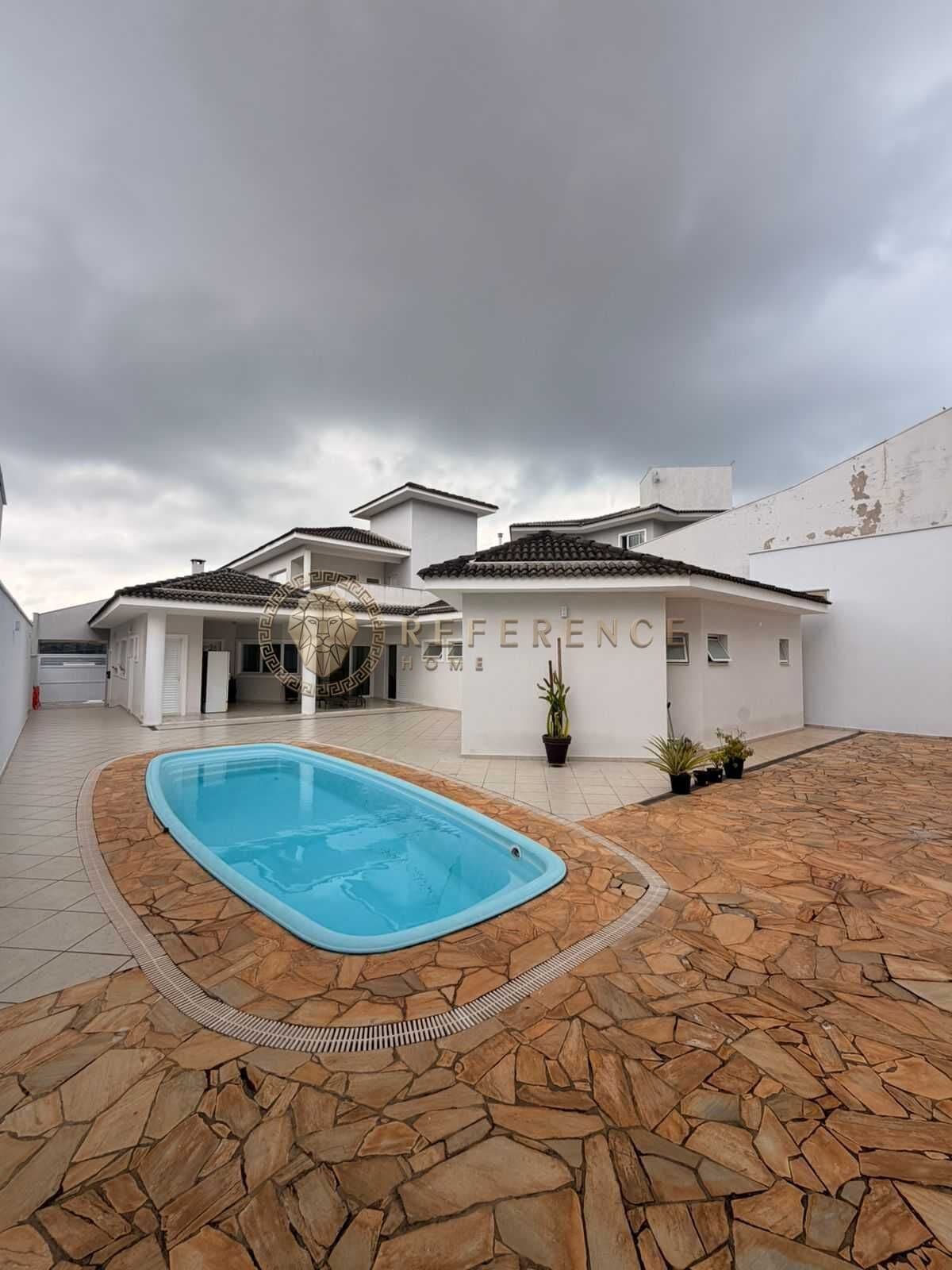 Casa Térrea / Terras De São Carlos