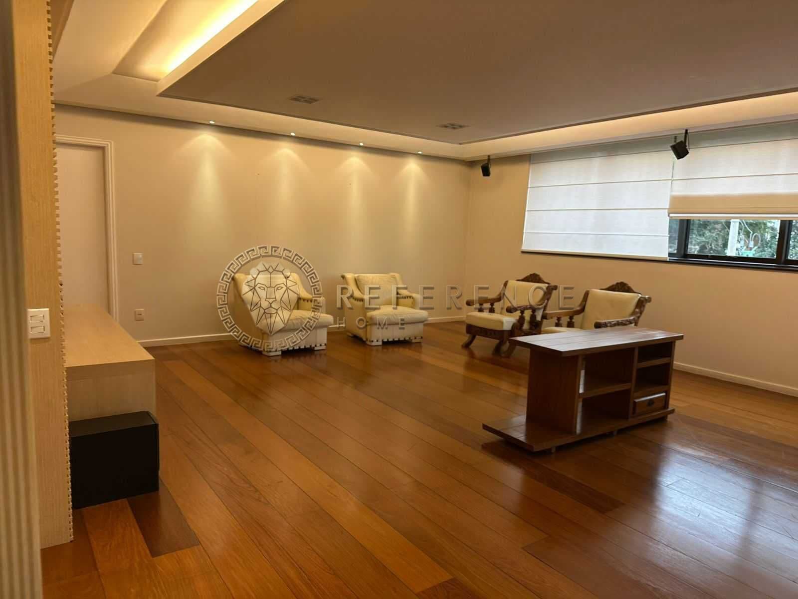 RESIDÊNCIA AMPLA COM 380 M², 4 SUÍTES E 4 VAGAS EM LOCALIZAÇÃO PRIVILEGIADA – JUNDIAÍ/SP – JUNDIAÍ/SP