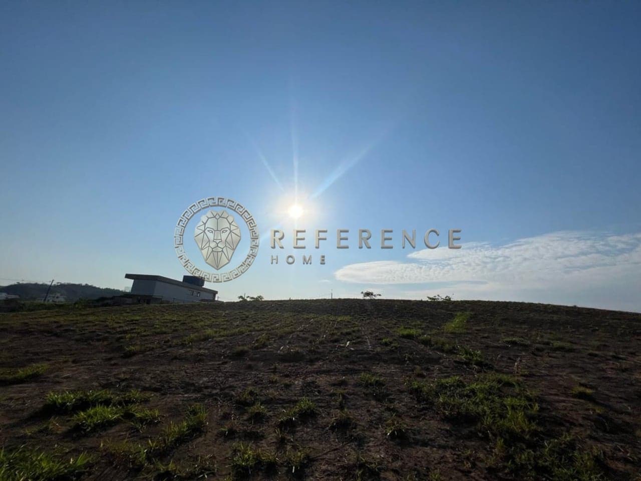 LOTE À VENDA NO RESERVA SANTA MÔNICA – 800 M², PRONTO PARA CONSTRUÇÃO COM VISTA PANORÂMICA – JUNDIAÍ/SP