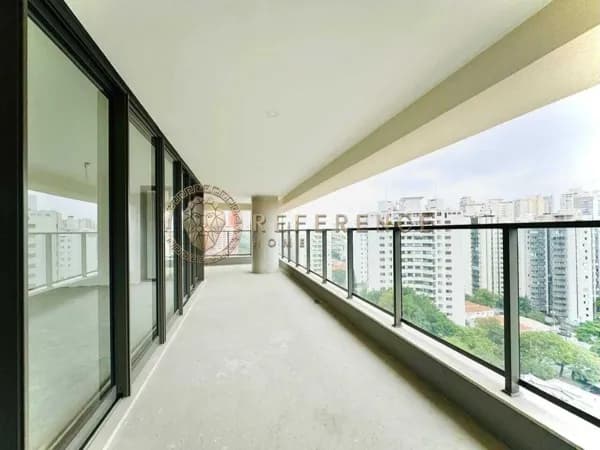 Apartamento Alto Padrão / Balkon