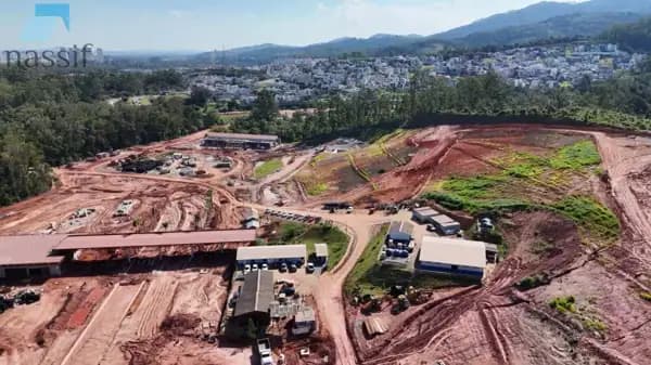 Terreno à venda no Condomínio Fazenda Itapety