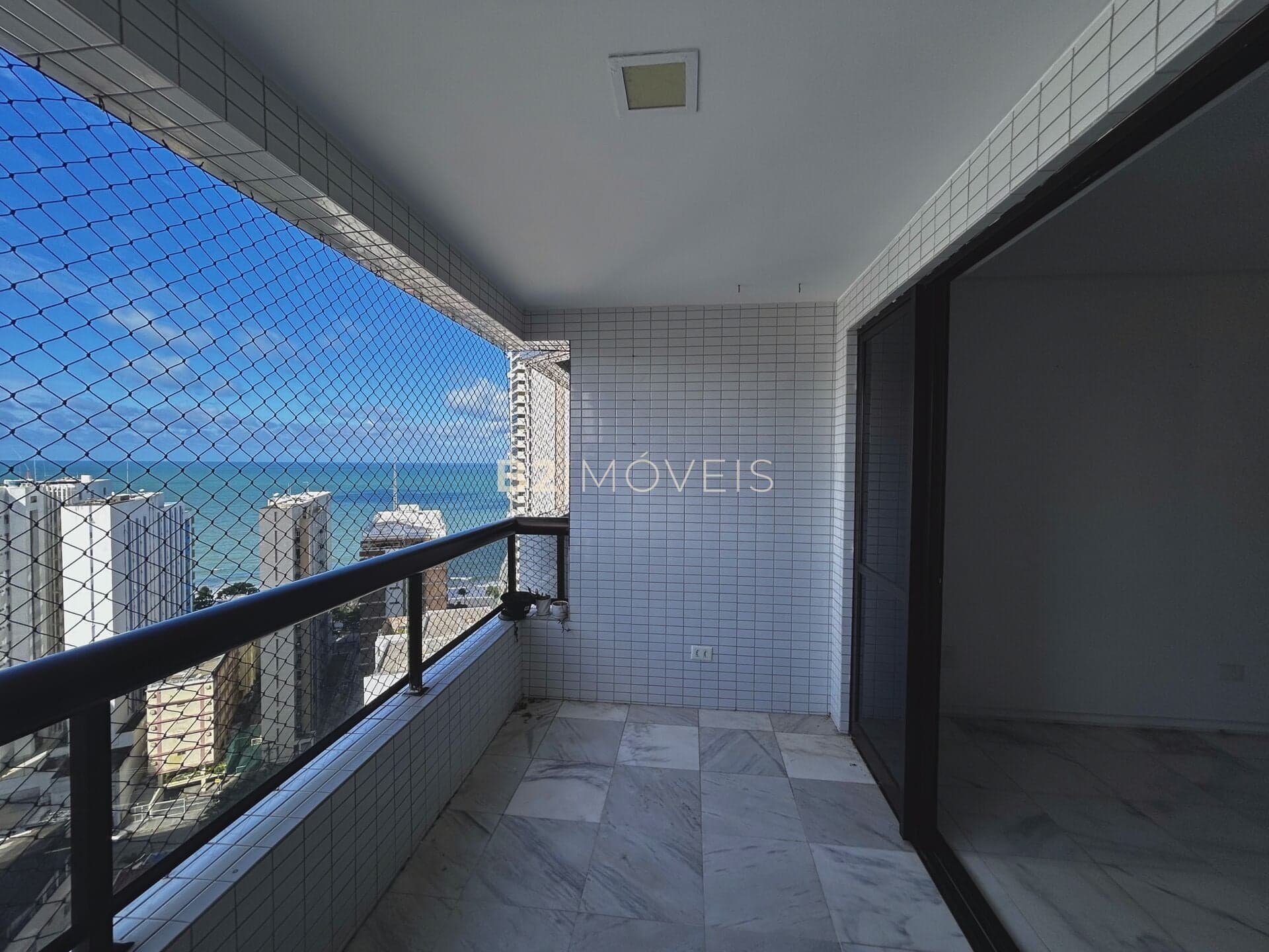 Apartamento com vista mar em Boa Viagem – 160m², 3 quartos e excelente localização