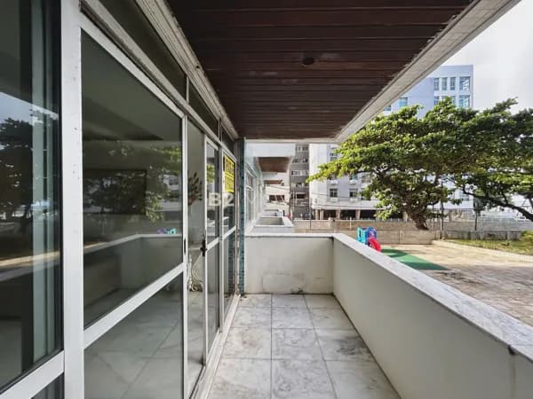 Apartamento 200m² de frente para o mar na Avenida Boa Viagem.
